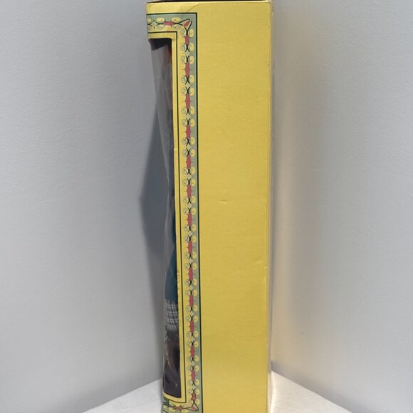 Beautiful ANNE of GREEN GABLES 12” Porcelain doll Avonlea Treasury Edition - Picture 7 of 9